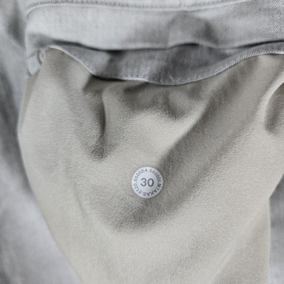 Lululemon Commission Shorts Light Gray Mens Short Size 30 Canvas 11" Inseam - Picture 3 of 6